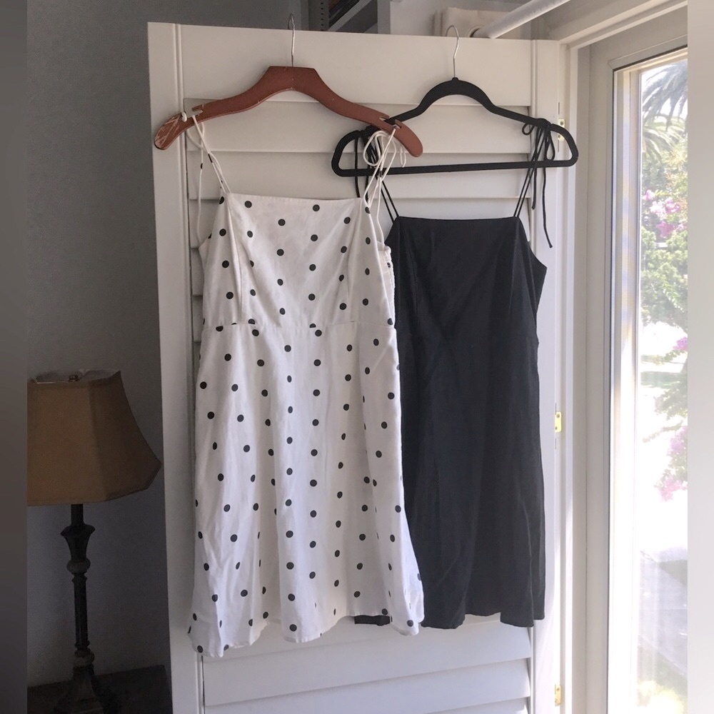 Old Navy Linen Black and White Polka Dot Mini Dresses